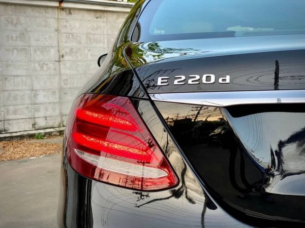 ฟรีดาวน์ MercedesBenz E220d 2.0 AT ดีเซลล้วน ปี 2016 รูปที่ 3